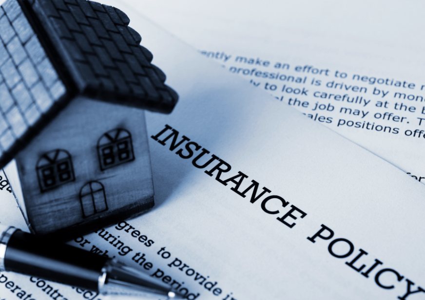 Can A Roofer Cover My Insurance Deductible In Texas?